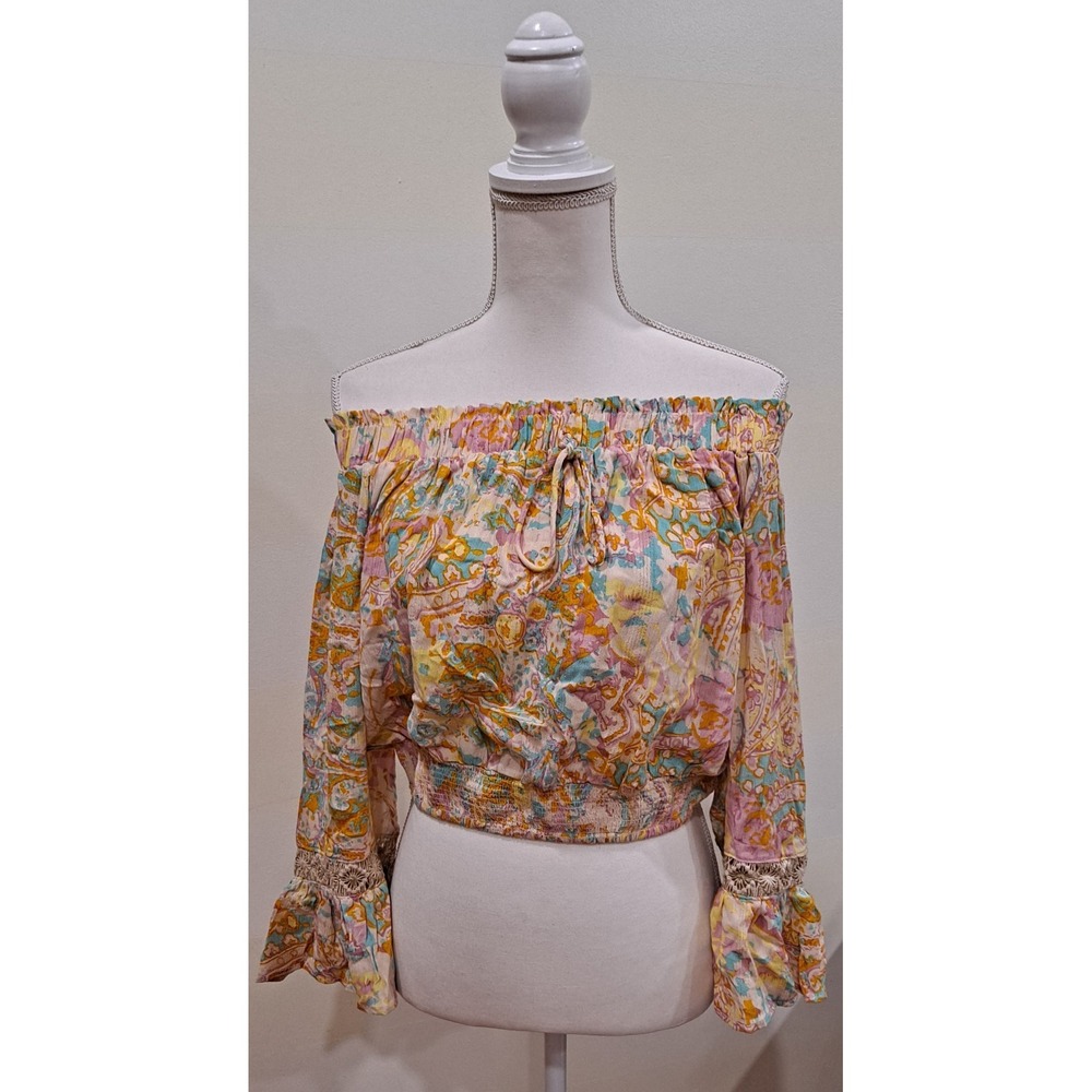 It's Pink Size S Crop Top Long Sleeve Off Shoulder Mid Drift L/S Paisley Pastel